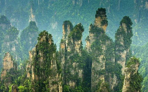 Is there any preferential price for Zhangjiajie winter tour?
