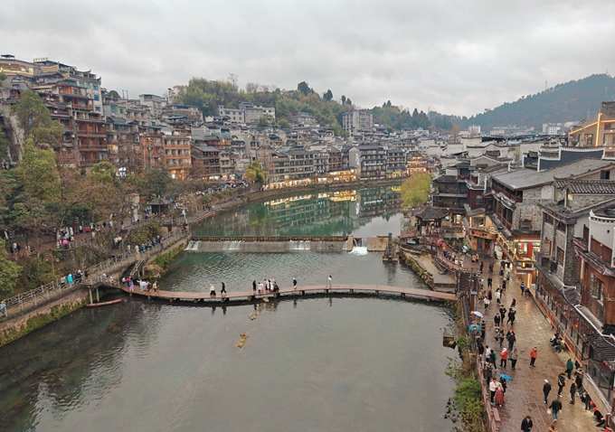 9D8N Romantic tour for Guizhou flower-Huangguoshu-Fanjingshan-Fenghuang-Zhangjiajie